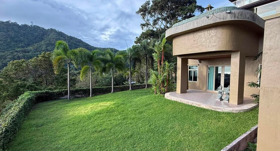 For rent 4 bedrooms villa in Mueang Phuket, Phuket