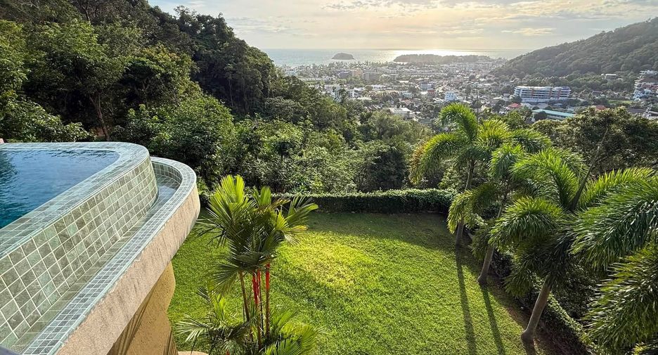 For rent 4 bedrooms villa in Mueang Phuket, Phuket
