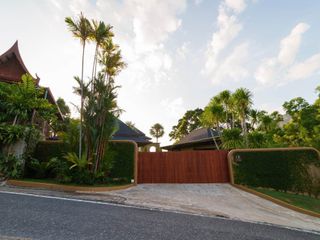 For rent 4 bedrooms villa in Mueang Phuket, Phuket