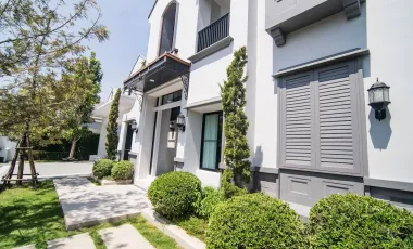 À louer et à vendre 4 chambres maison à Saphan Sung, Bangkok