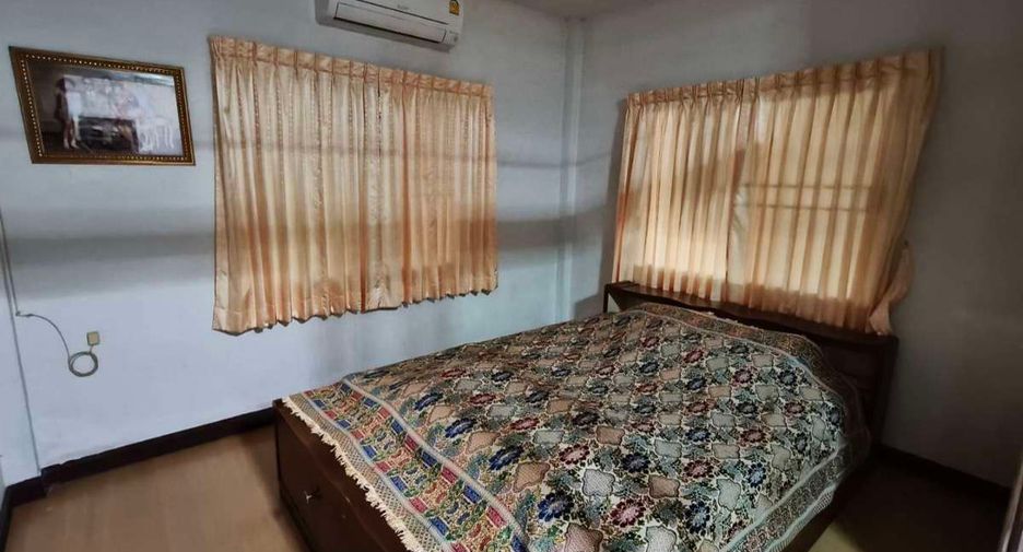 For rent 4 bedrooms house in Doi Saket, Chiang Mai