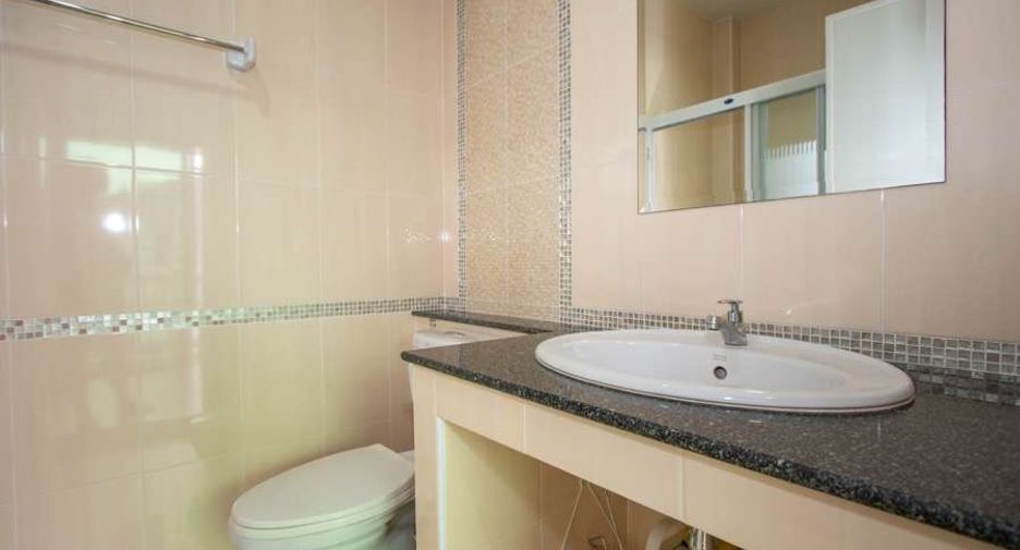 For rent 4 bedrooms house in Hang Dong, Chiang Mai