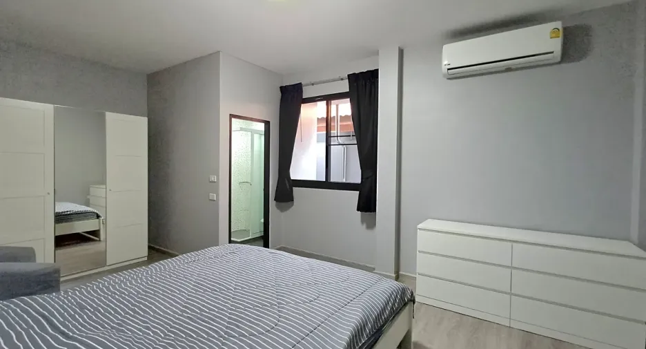 For rent 4 bedrooms house in Bang Lamung, Chonburi