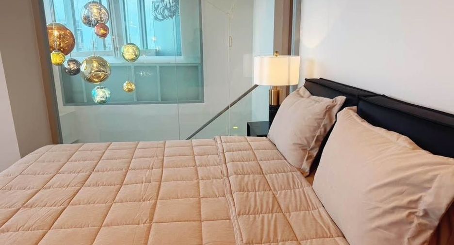 Condo en alquiler de 4 habitaciones en Khlong Toei, Bangkok