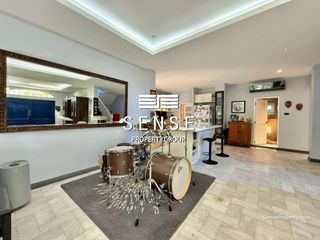For rent 5 bedrooms house in Phra Khanong, Bangkok