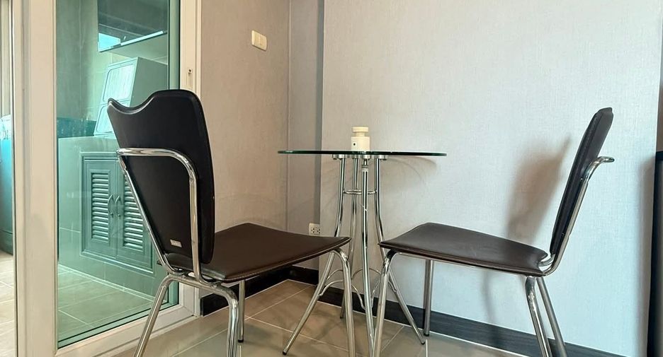 For rent 1 bed condo in Huai Khwang, Bangkok