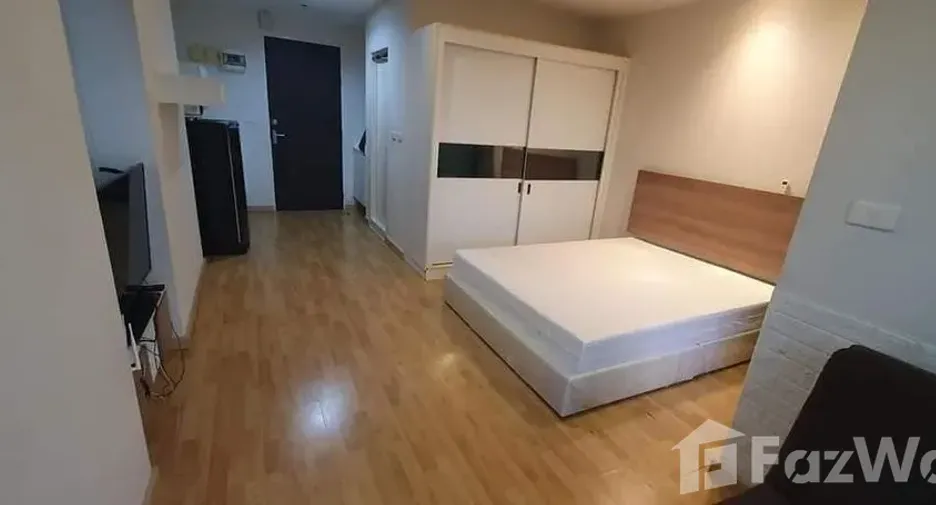 For rent studio condo in Din Daeng, Bangkok