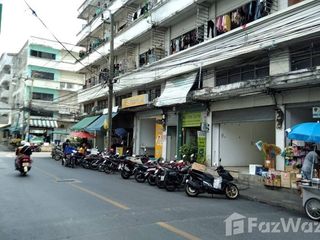 Casa adosada en alquiler de 2 habitaciones en Sathon, Bangkok