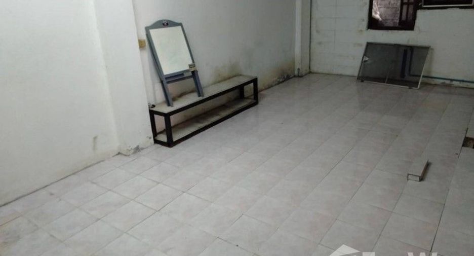 Аренда 2 спальни таунхаус в Сатхон, Бангкок