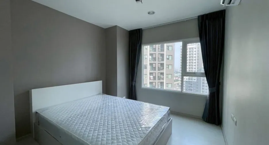 For rent 2 bedrooms condo in Mueang Samut Prakan, Samut Prakan