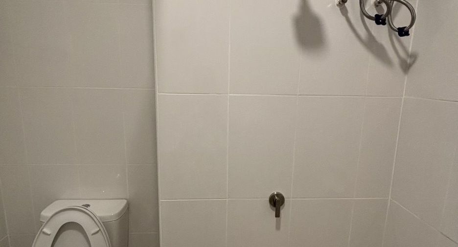 For rent studio condo in Huai Khwang, Bangkok