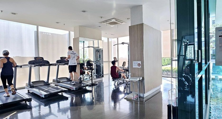 For rent 1 bed condo in Thon Buri, Bangkok