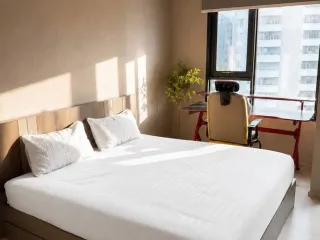 For rent studio condo in Pathum Wan, Bangkok