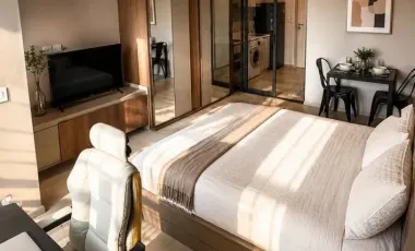 For rent studio condo in Pathum Wan, Bangkok