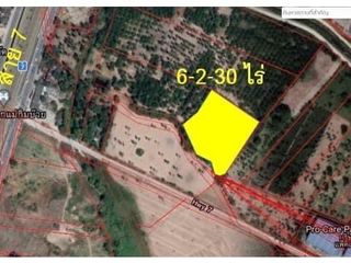 Terreno en venta en Si Racha, Chonburi