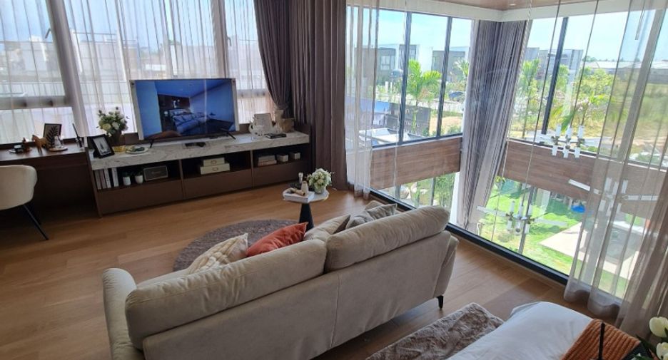 À vendre 4 chambres villa à Bang Lamung, Chonburi