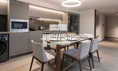 For rent 3 bedrooms condo in Khlong Toei, Bangkok