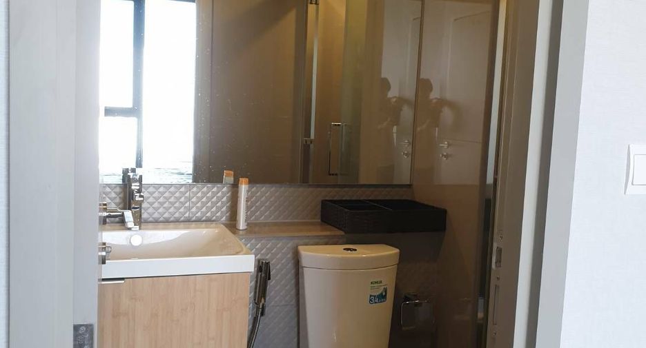 Wohnung zur Miete mit 1 Zimmer in Bangkok Yai, Bangkok