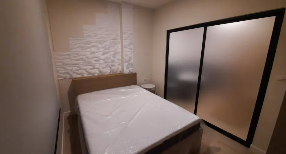 Wohnung zur Miete mit 1 Zimmer in Phra Pradaeng, Samut Prakan