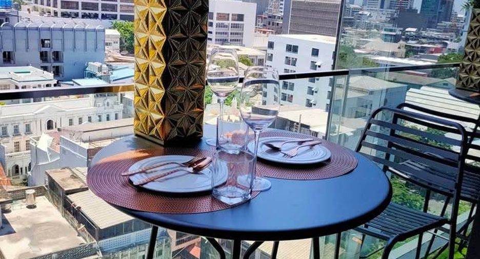 For rent and for sale 1 bed condo in Bang Rak, Bangkok