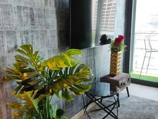 Wohnung zur Miete und zum Kauf mit 1 Zimmer in Bang Rak, Bangkok