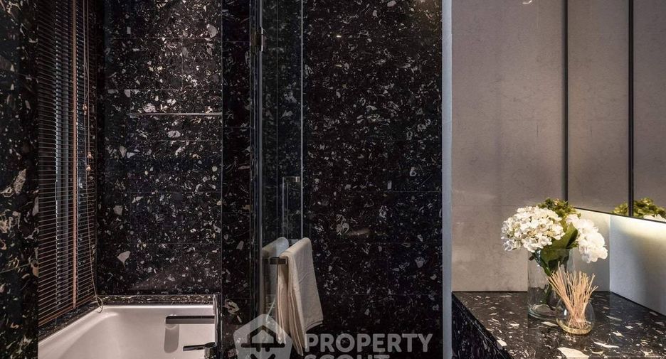 For sale 1 Beds condo in Khlong Toei, Bangkok