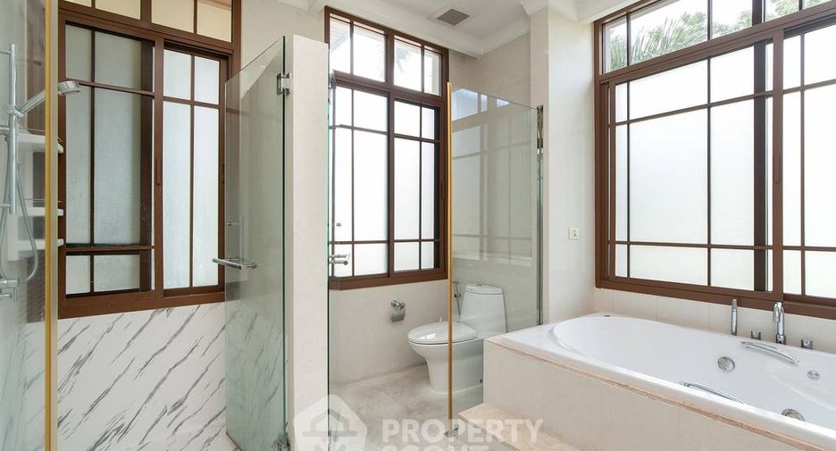 ขาย 4 ห้องนอน บ้านเดี่ยว ใน วัฒนา, กรุงเทพฯ