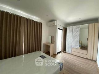 For sale 3 bedrooms townhouse in Saphan Sung, Bangkok