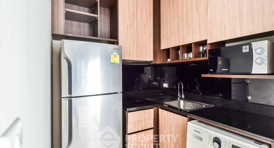 Condo en venta de 2 habitaciones en Khlong Toei, Bangkok