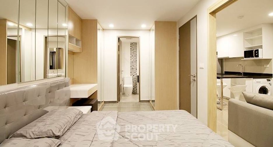 For sale 1 bed condo in Khlong Toei, Bangkok