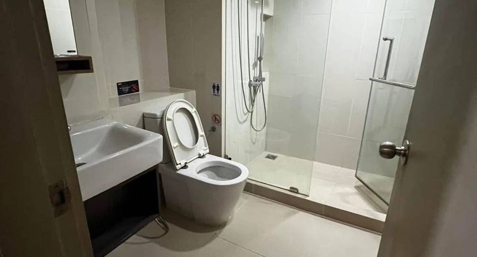 For sale 2 bedrooms condo in Yan Nawa, Bangkok