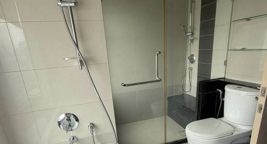 For sale 2 bedrooms condo in Ratchathewi, Bangkok