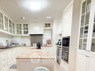 For sale 3 bedrooms condo in Ratchathewi, Bangkok