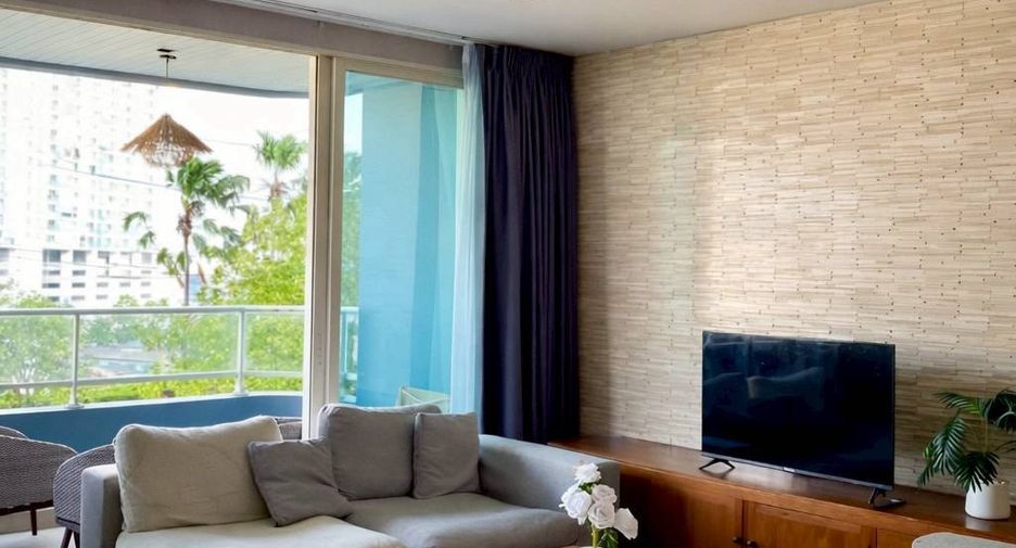 For sale 3 bedrooms condo in Bang Kho Laem, Bangkok