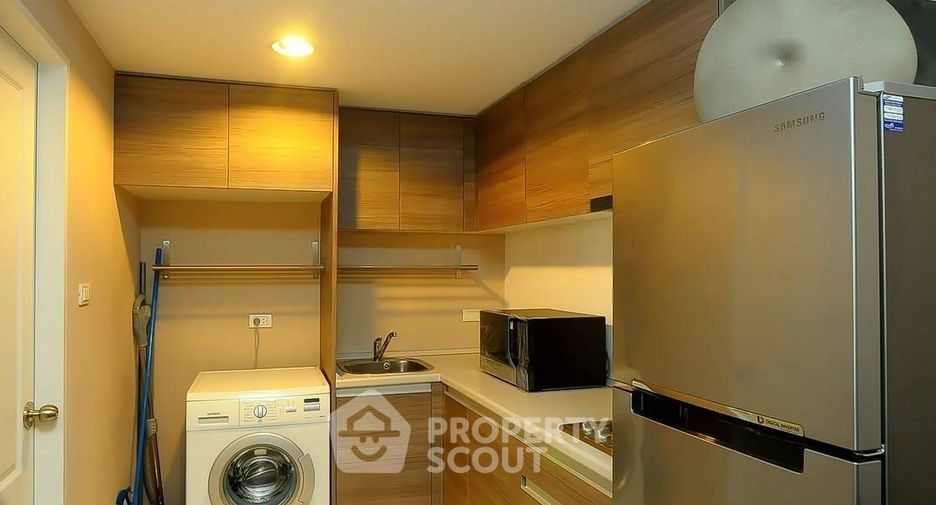 Аренда и продажа 1 кровать кондо в Хуаи Кхщанг, Бангкок