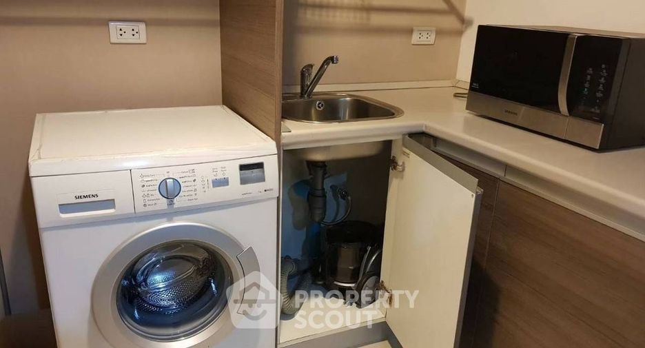 Аренда и продажа 1 кровать кондо в Хуаи Кхщанг, Бангкок