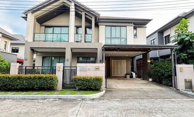 For rent 4 bedrooms house in Saphan Sung, Bangkok
