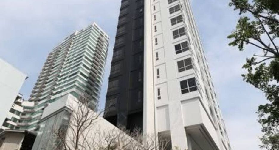 For rent 1 bed condo in Watthana, Bangkok