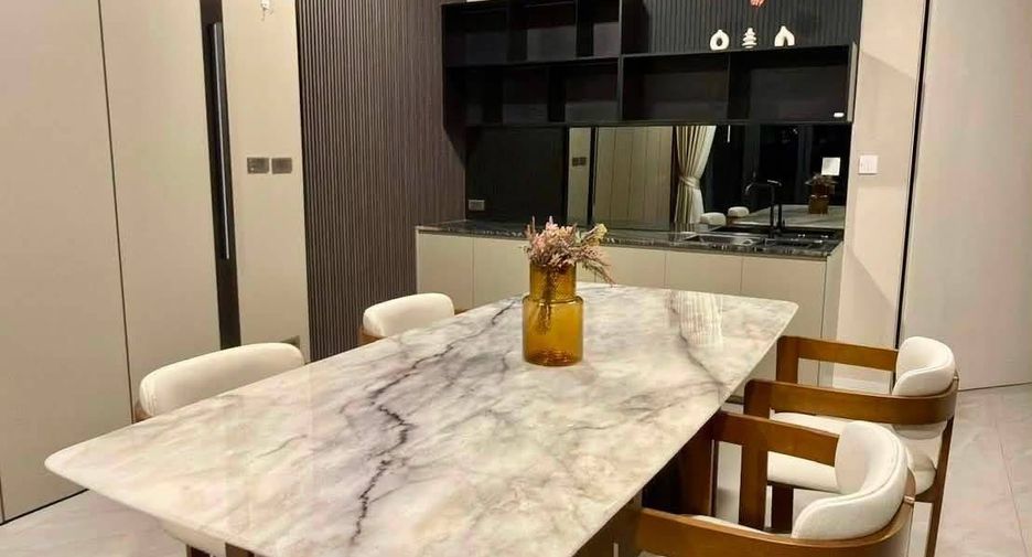 For rent 4 bedrooms house in Saphan Sung, Bangkok