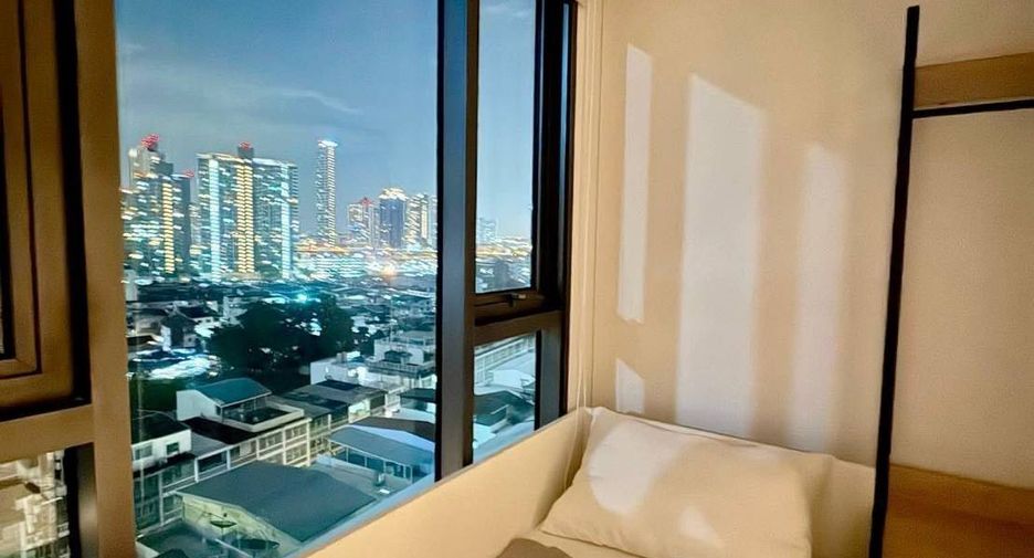 For rent 2 bedrooms condo in Khlong Toei, Bangkok