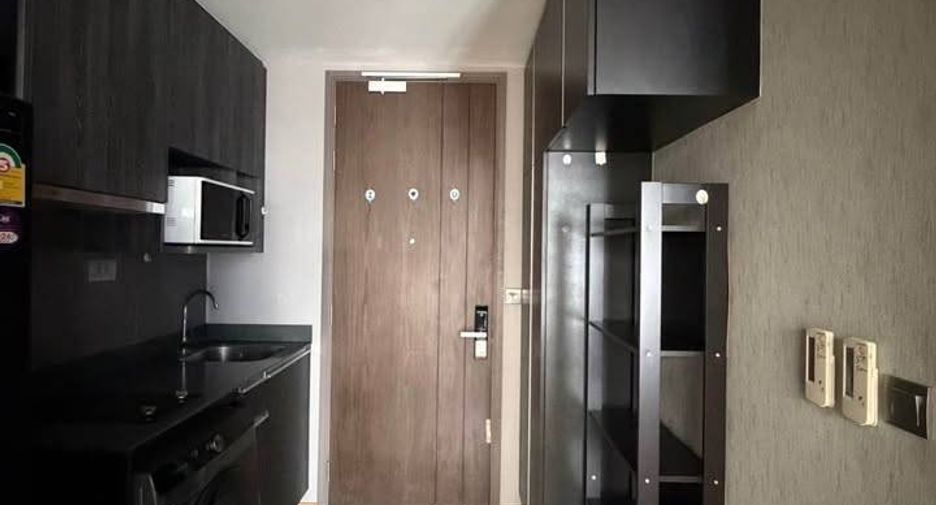 À louer 1 chambre condo à Bang Rak, Bangkok