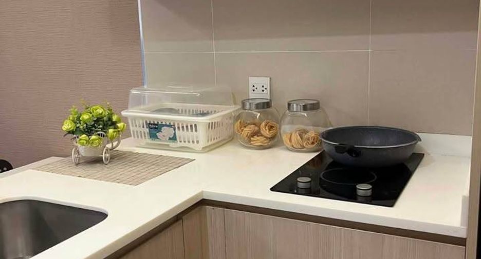 For rent 1 bed condo in Ratchathewi, Bangkok