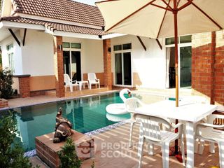 À louer 3 chambres villa à Bang Lamung, Chonburi