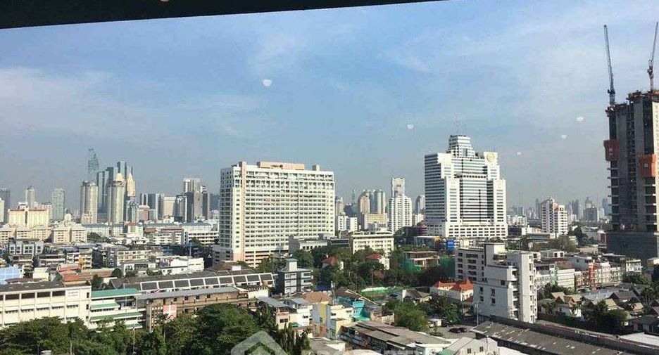 À louer 2 chambres condo à Yan Nawa, Bangkok