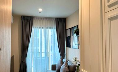 Condo en alquiler de 1 habitaciones en Huai Khwang, Bangkok