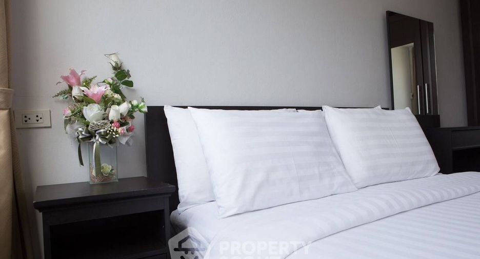 For rent 2 bedrooms apartment in Sathon, Bangkok