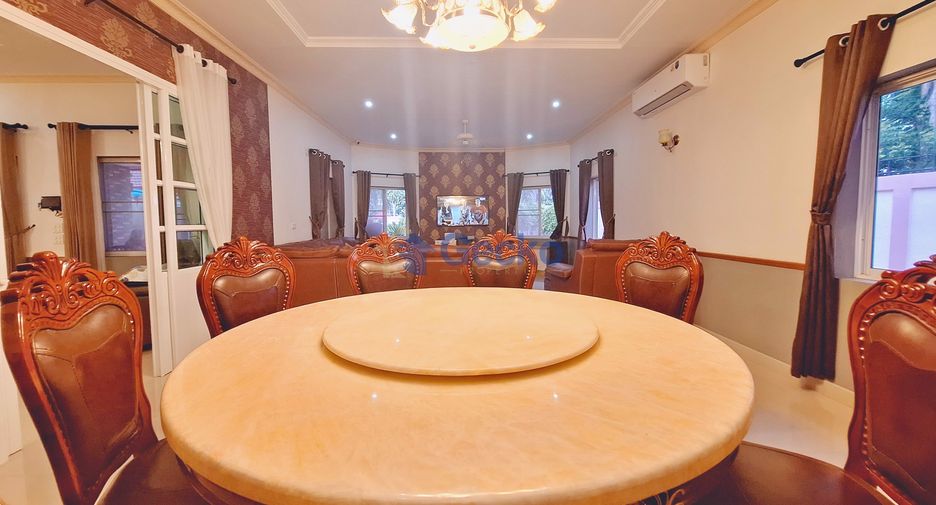 For rent 4 bedrooms house in Bang Lamung, Chonburi