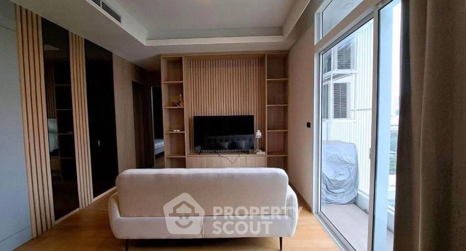 For rent 2 bedrooms condo in Khlong Toei, Bangkok