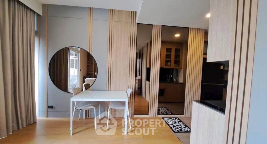 For rent 2 bedrooms condo in Khlong Toei, Bangkok