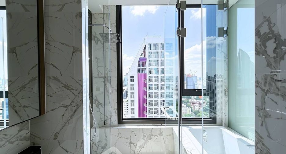 À louer 2 chambres condo à Khlong Toei, Bangkok